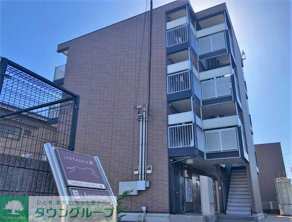 レオパレスハーバーサイドE棟の物件外観写真